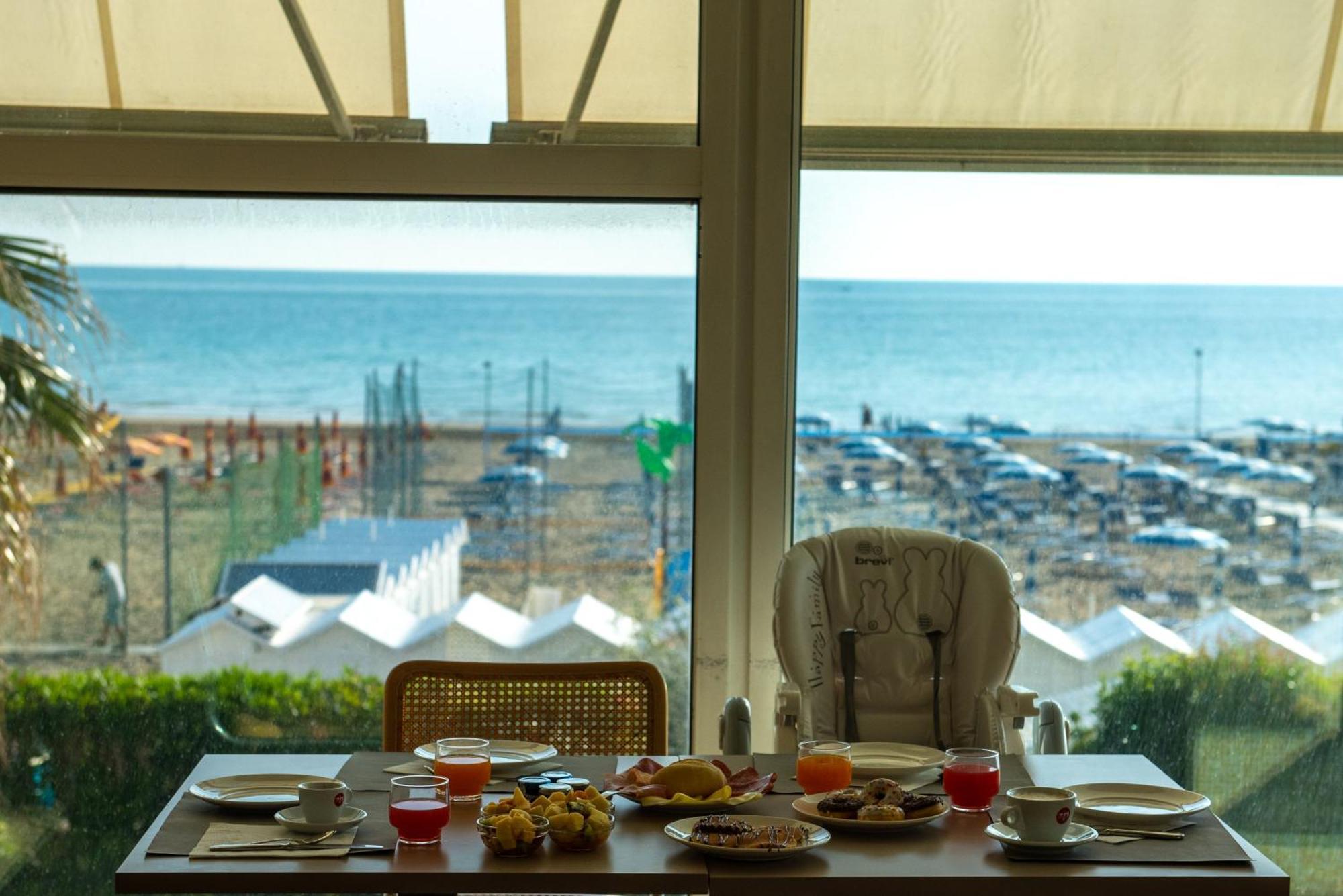 Hotel Fedora Riccione Extérieur photo