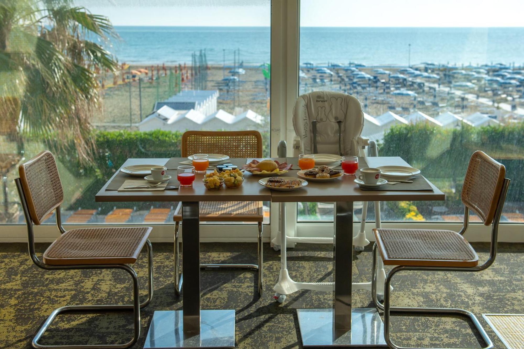 Hotel Fedora Riccione Extérieur photo