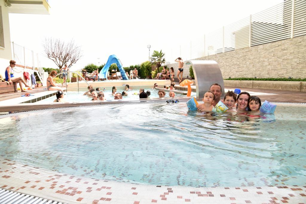Hotel Fedora Riccione Extérieur photo