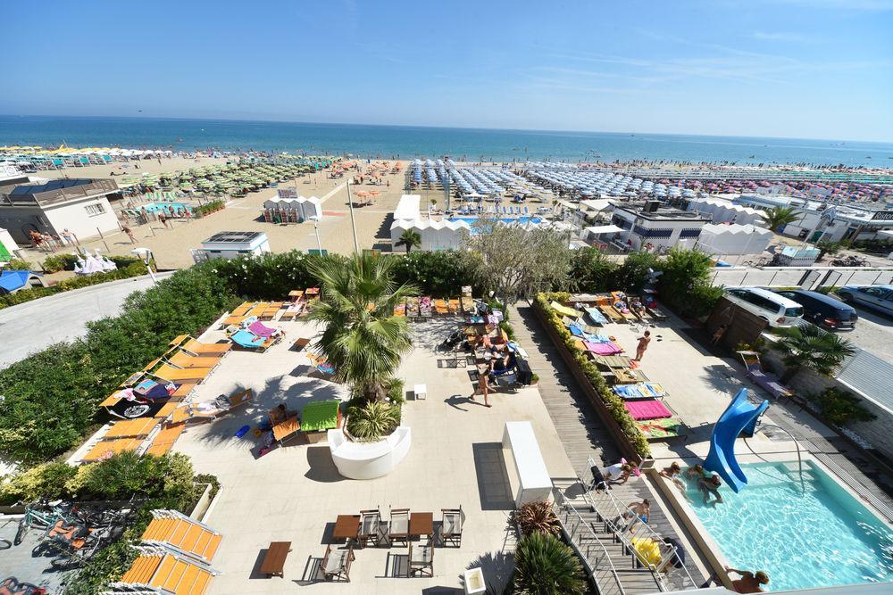 Hotel Fedora Riccione Extérieur photo